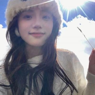 笼中女